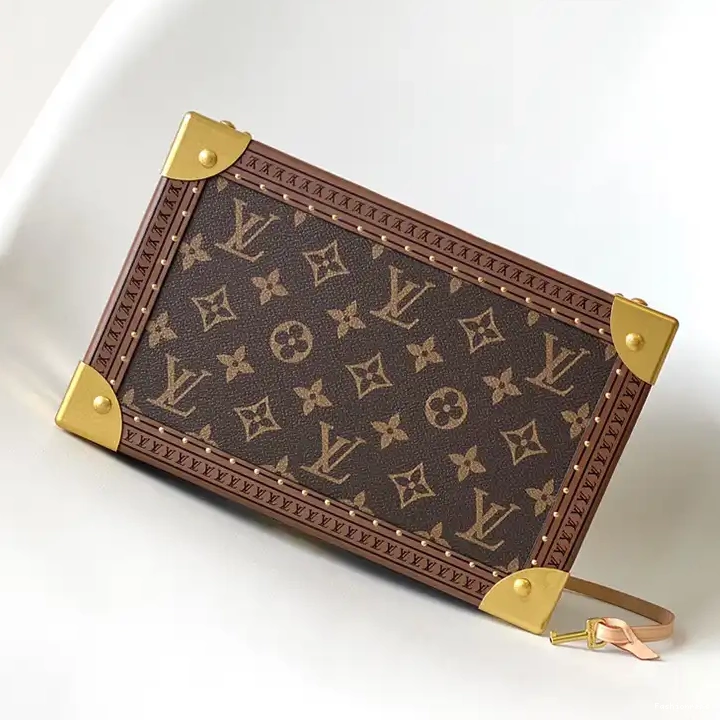 Fashionrepsfam ru 2406YA0132 Bags LV 0825
